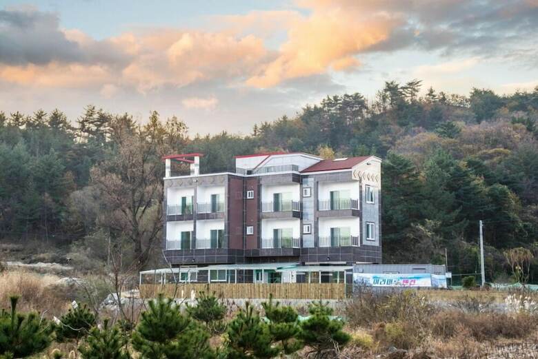Pension Samcheok Aramaru