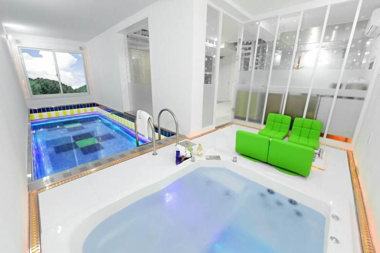Semi Resort Noblesse