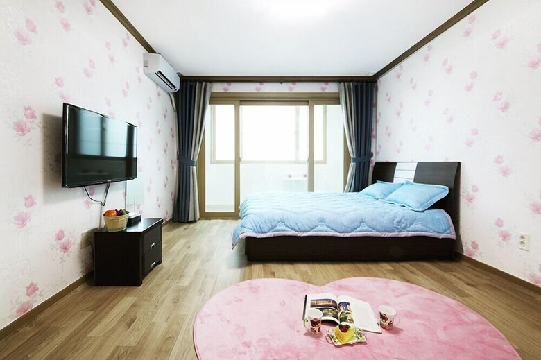 Pension Happy House