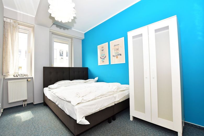 Hostal Dukes Aparthostel - Old Town