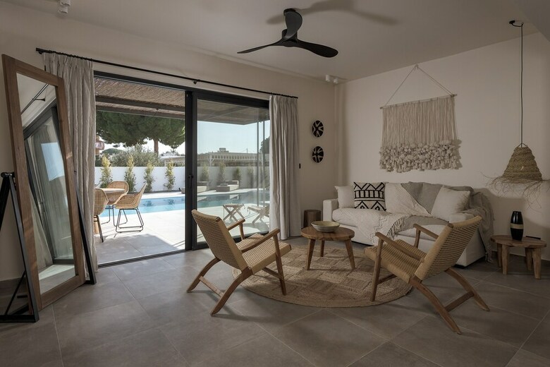 Bianco Villa - Eve