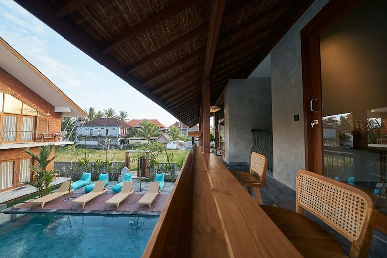 Hotel Kubu Tropis