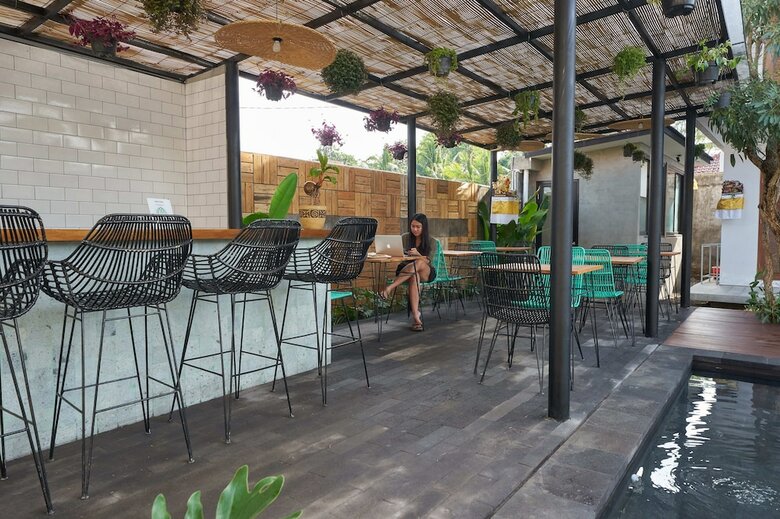 Hotel Kubu Tropis