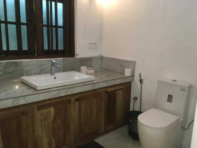 Villa Whispering House