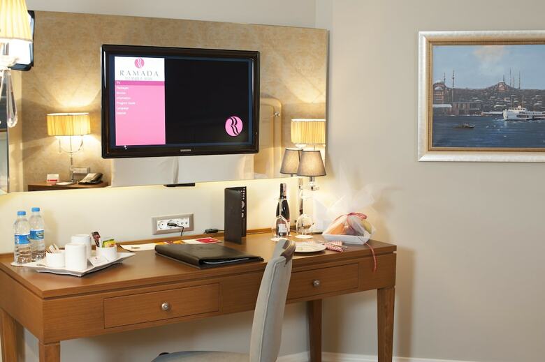 Hotel Ramada By Wyndham Istanbul Asia