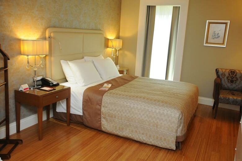 Hotel Ramada By Wyndham Istanbul Asia