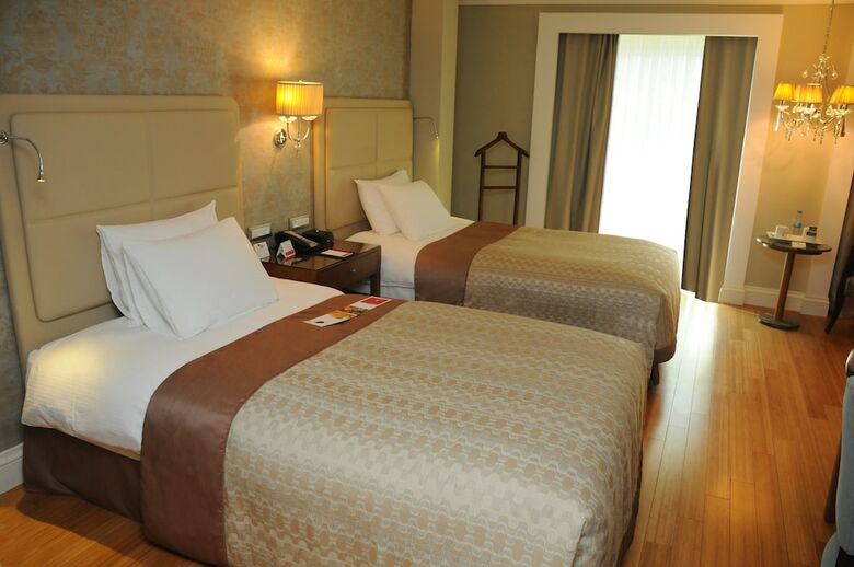 Hotel Ramada By Wyndham Istanbul Asia