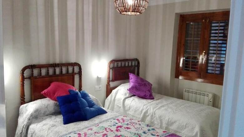 Apartamentos Completo Alarc�n Centro