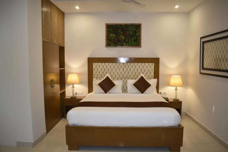 Noosa By Dcrest Hotel