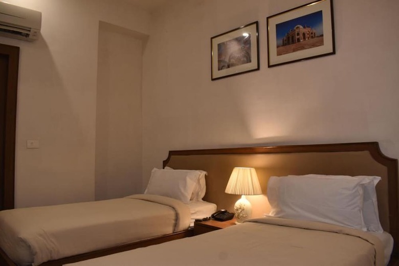 Noosa By Dcrest Hotel
