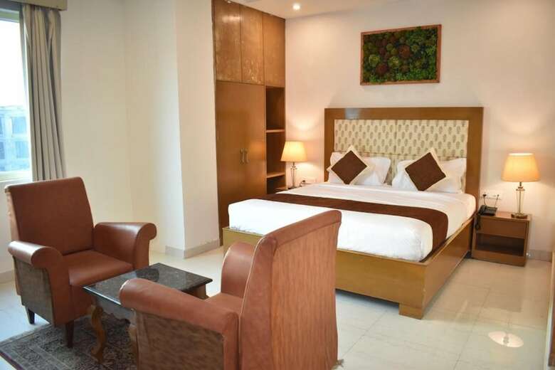 Noosa By Dcrest Hotel