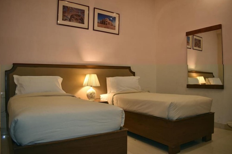 Noosa By Dcrest Hotel