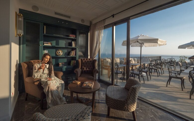 Hotel Vivid Blue Serenity Resort