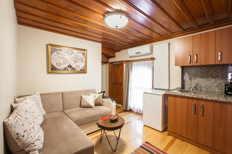 Kadirga Mansion