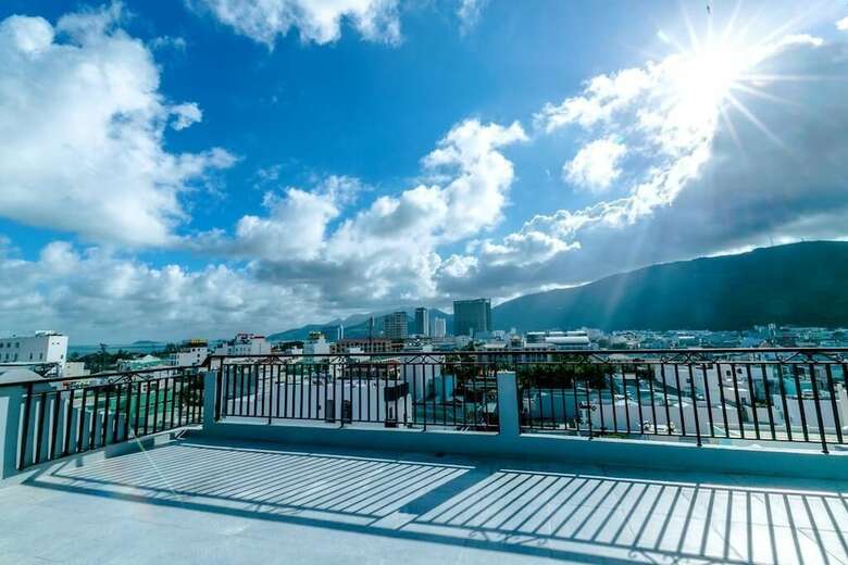 Hata Hotel