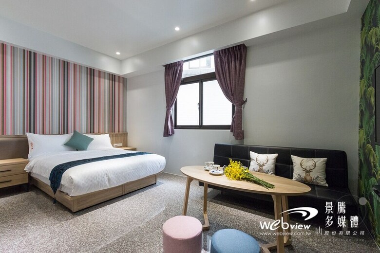 Bed & Breakfast Play Inn