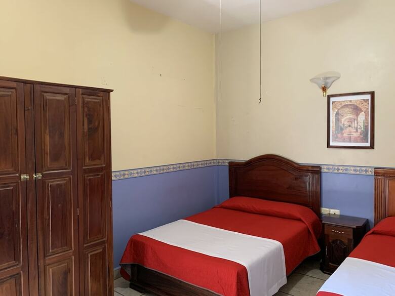Hotel Real De Cortes