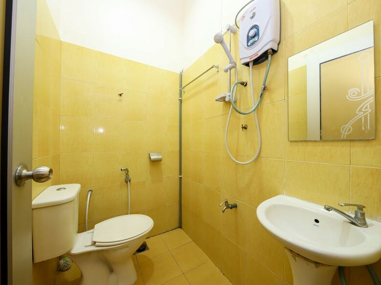 Hotel Oyo 89763 Bluewater
