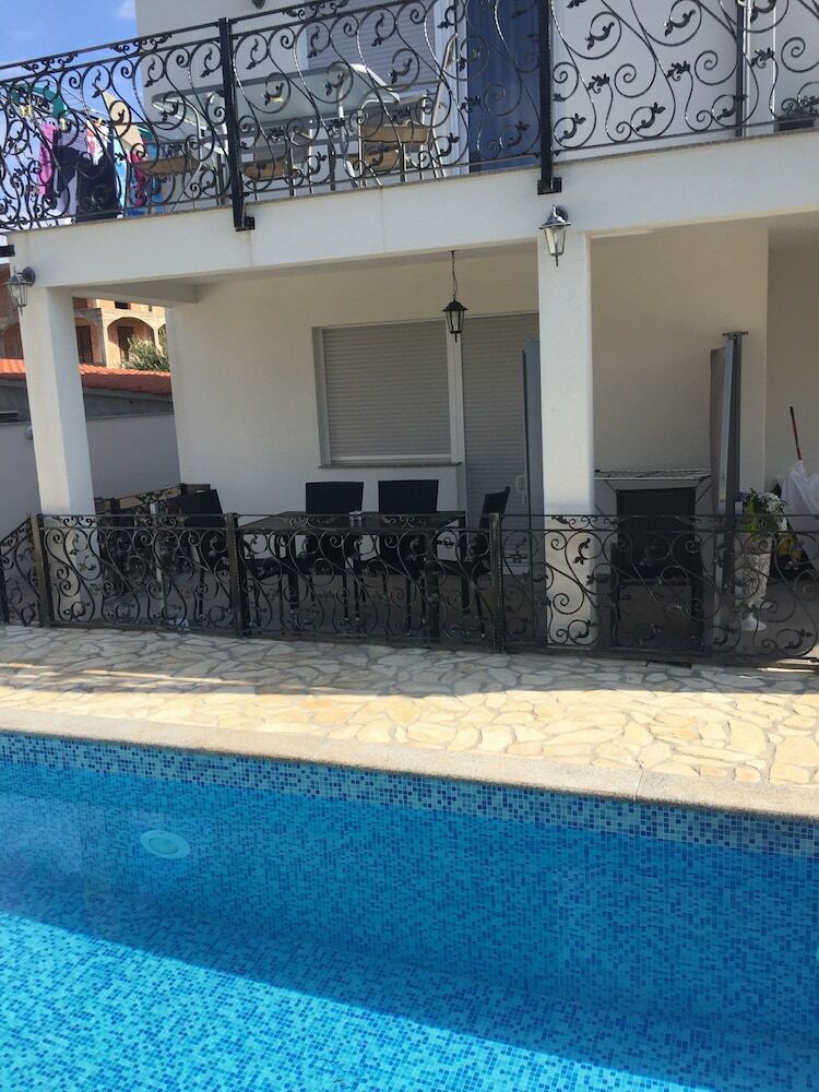 Apartamentos Mary Rose Vodice