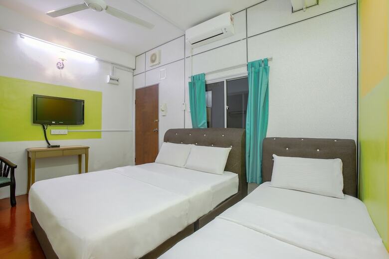 Spot On 89788 Musafir Transit Hotel