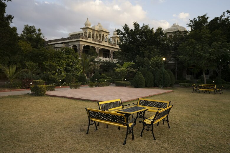 Hotel The Udai Bagh