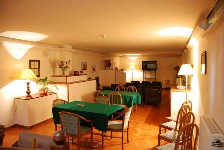 Posada Hotel Iris Crillon