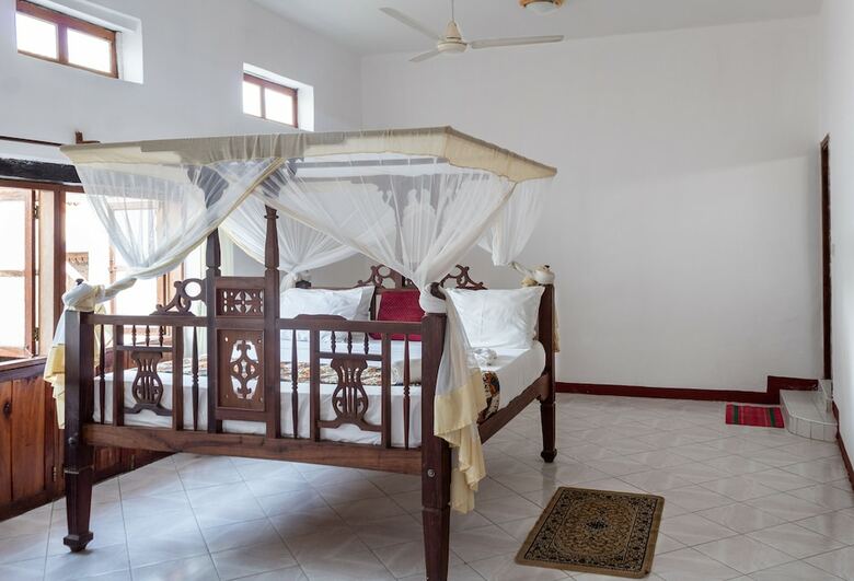 Hotel Mrusi House