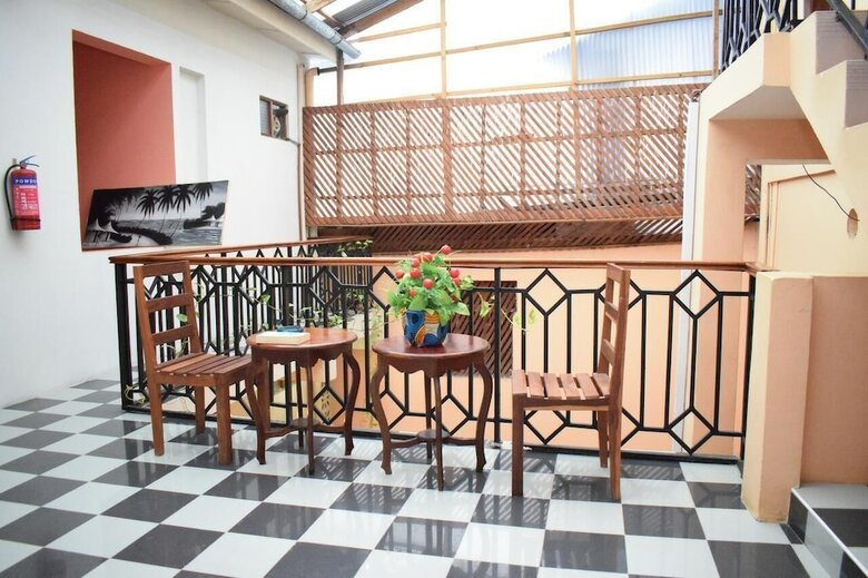 Hotel Mrusi House