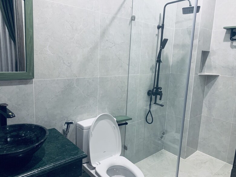 Hotel Lucas Inn 2
