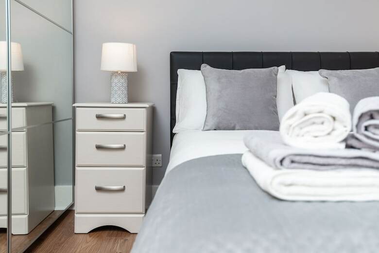 Highland Holburn Apartment