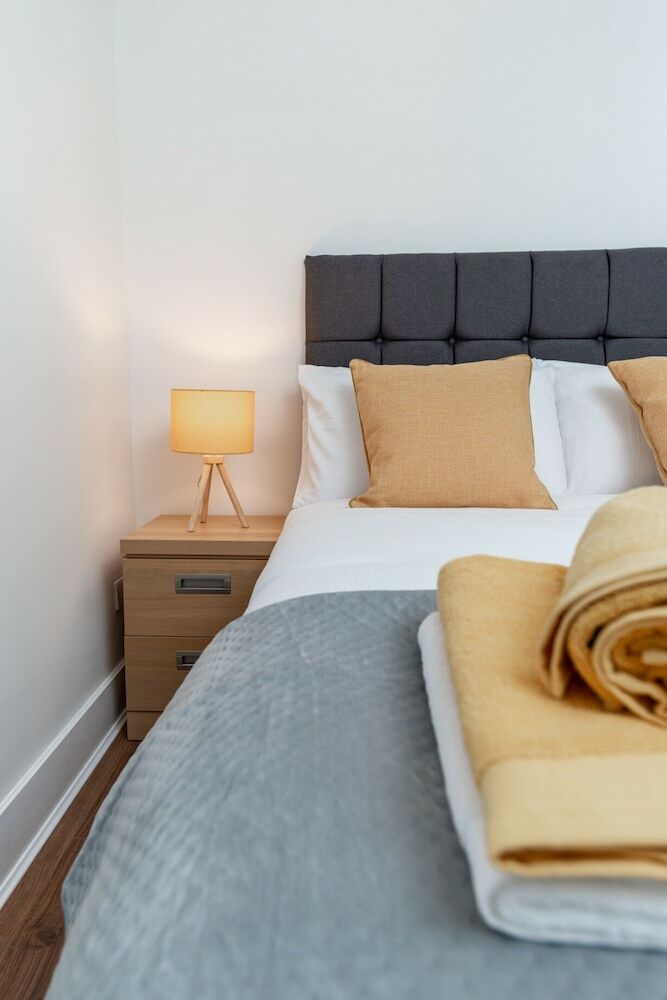 Highland Holburn Apartment
