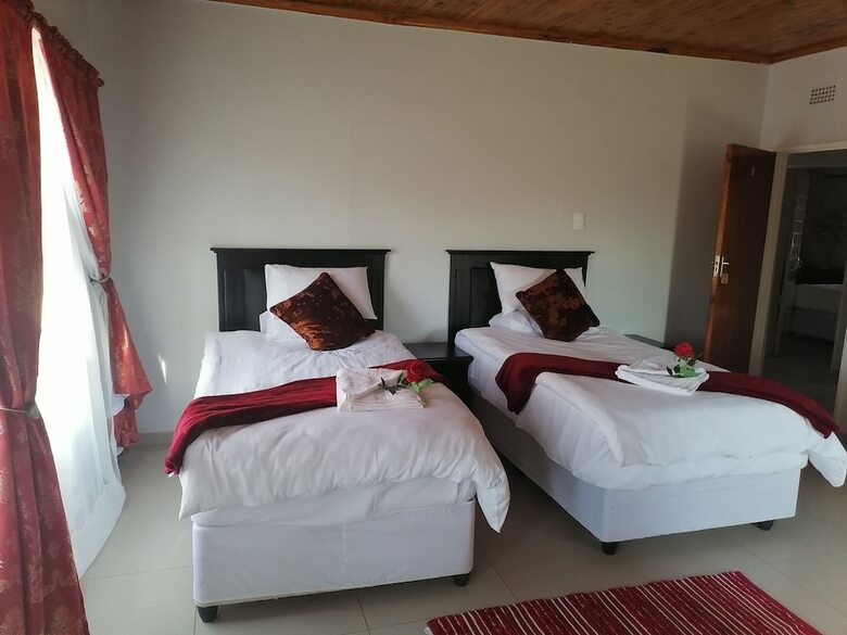 Hotel Rose And Thorn Guesthouse - Adults Only