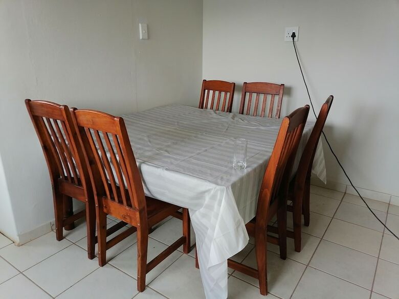 Hotel Rose And Thorn Guesthouse - Adults Only