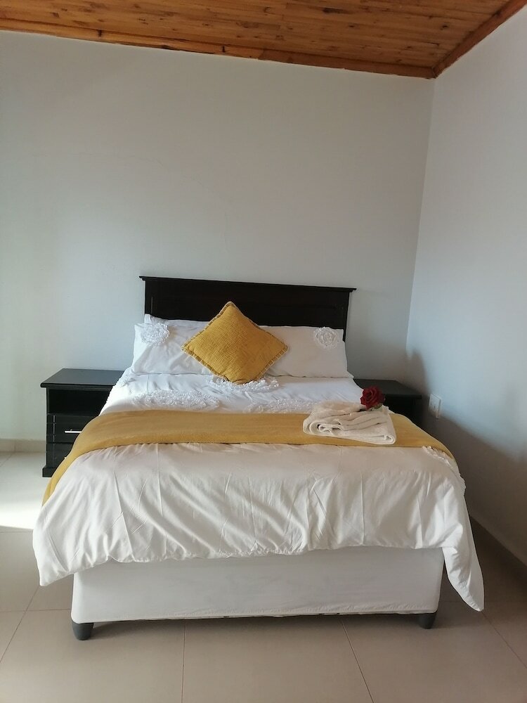 Hotel Rose And Thorn Guesthouse - Adults Only