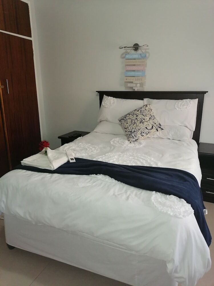 Hotel Rose And Thorn Guesthouse - Adults Only