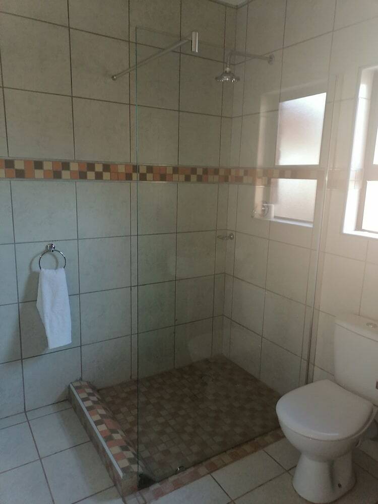 Hotel Rose And Thorn Guesthouse - Adults Only