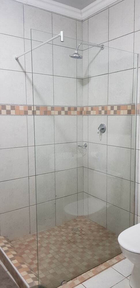 Hotel Rose And Thorn Guesthouse - Adults Only