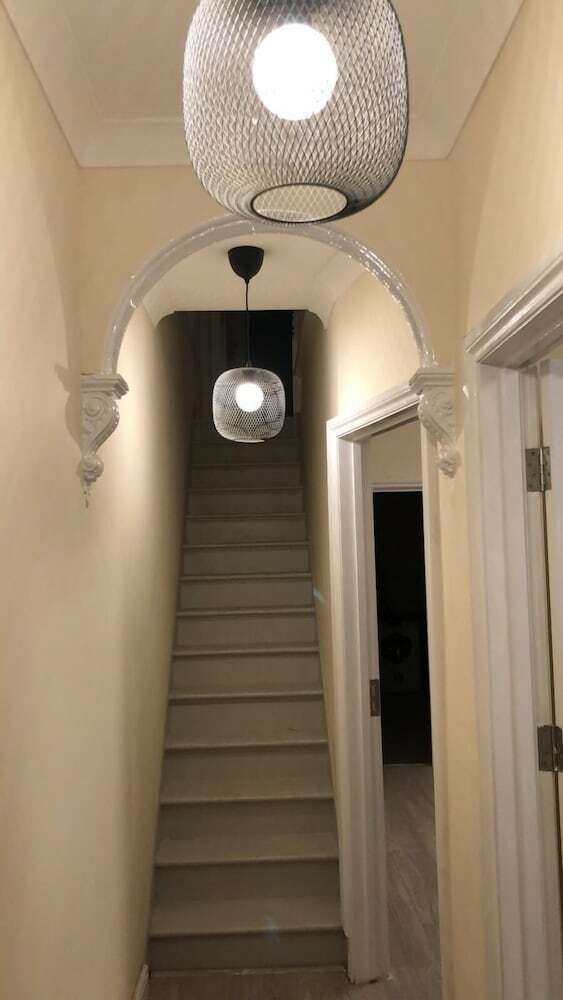 Bed & Breakfast Peace-full House In Slough