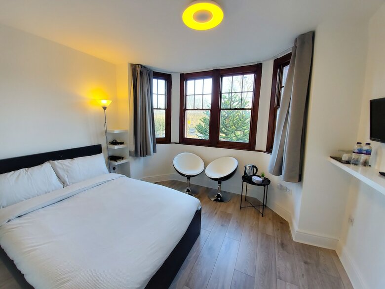Hotel Sleeplicity London Heathrow