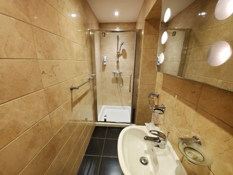 Hotel Sleeplicity London Heathrow