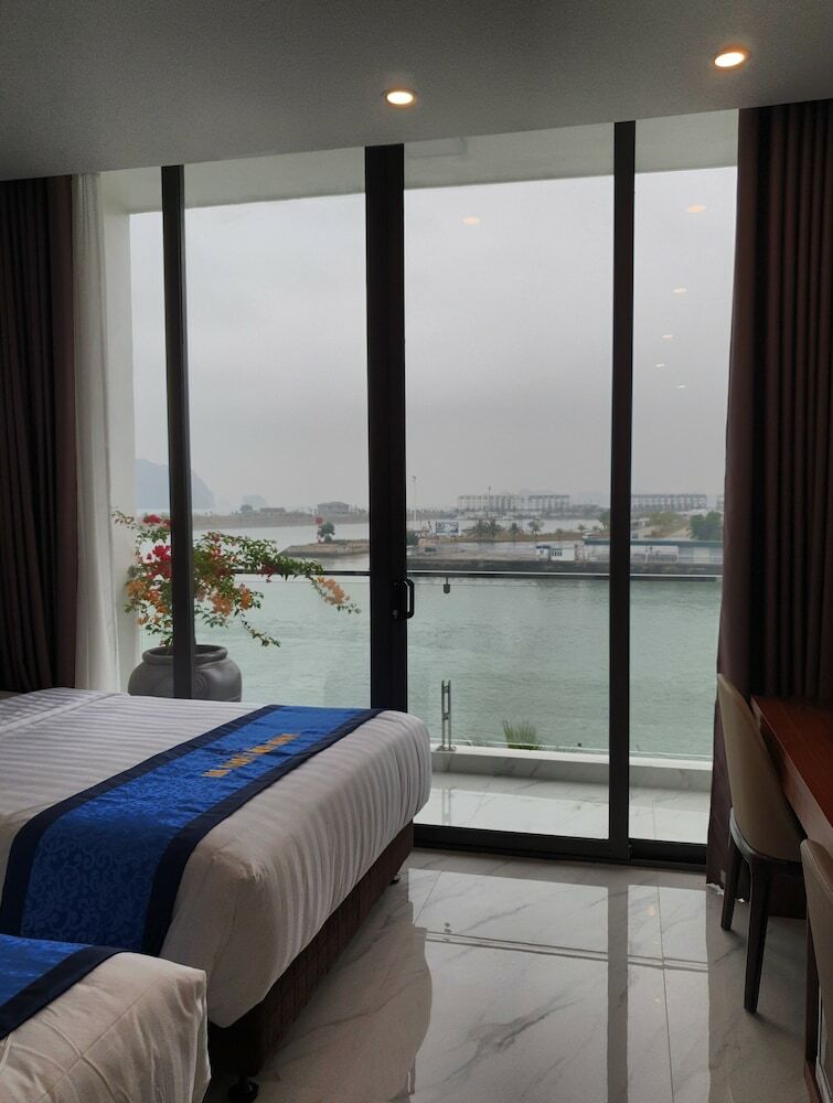 Ha Long Land Hotel