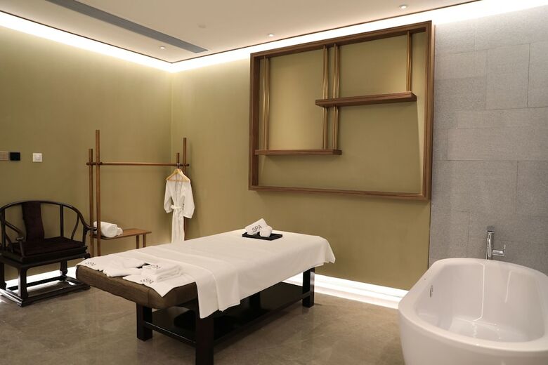 Hotel Cird-international Convention Center