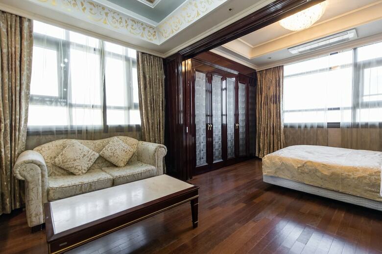 Hotel Artnouveau Seocho