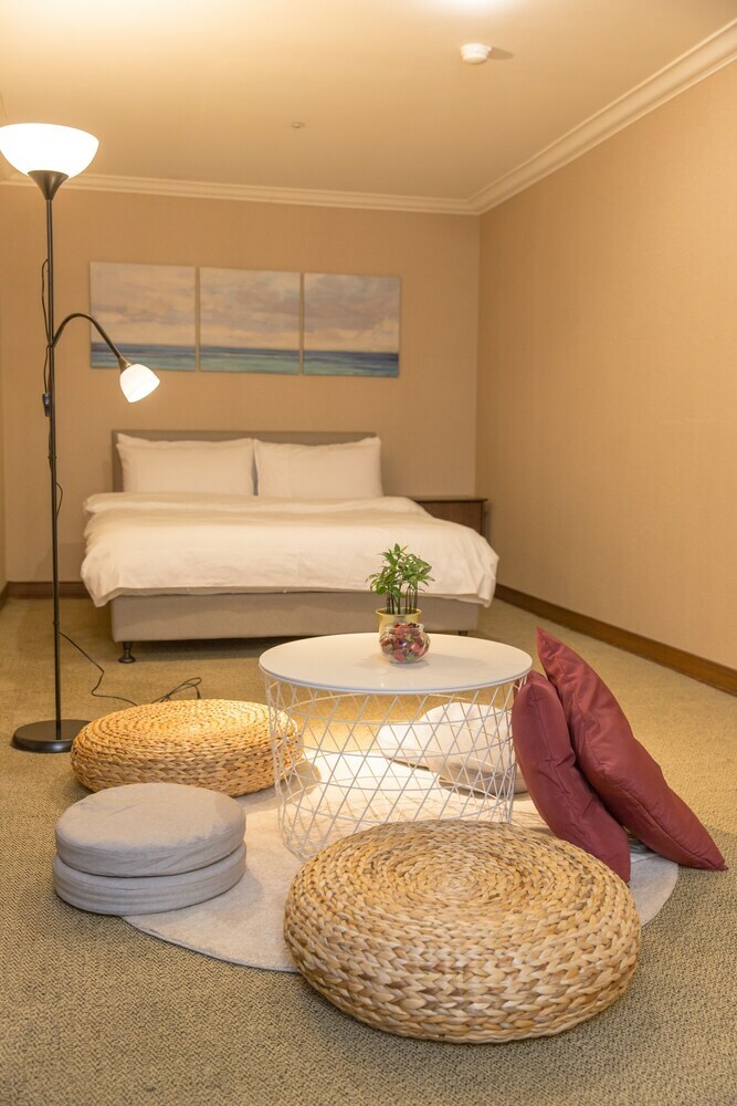 Hotel Mt House