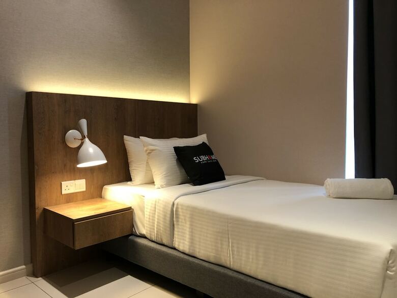 Apartamentos Alia Premier Medini By Subhome