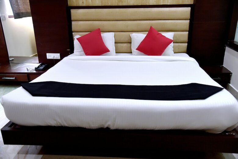 Hotel Basera