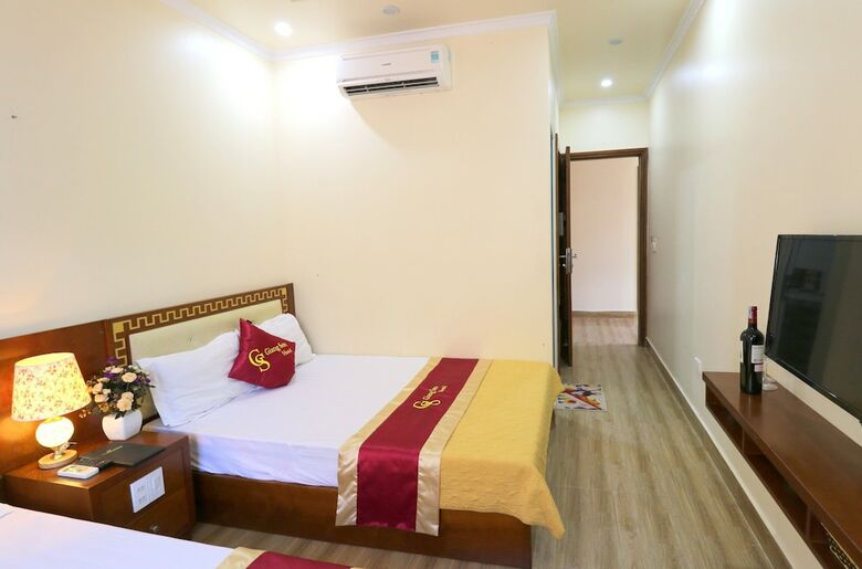 Giang Son Sea View Hotel