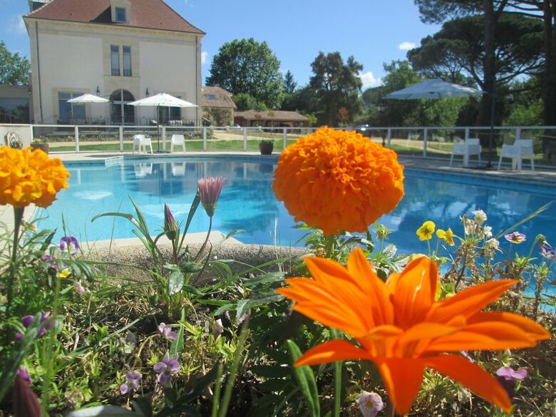 Hotel Domaine Des Cantiques