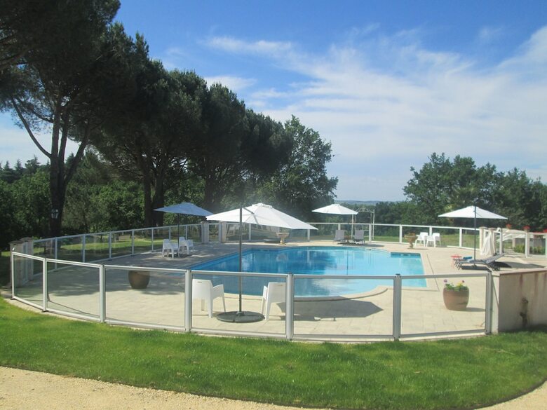 Hotel Domaine Des Cantiques