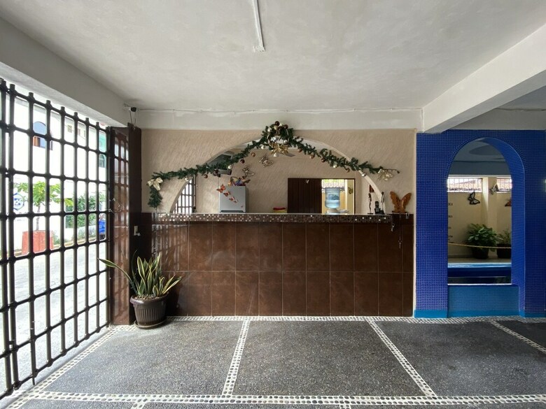 Hotel Mariposa